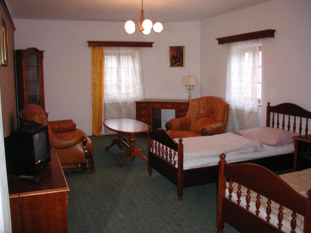 Hotel Klor Doudleby Oda fotoğraf