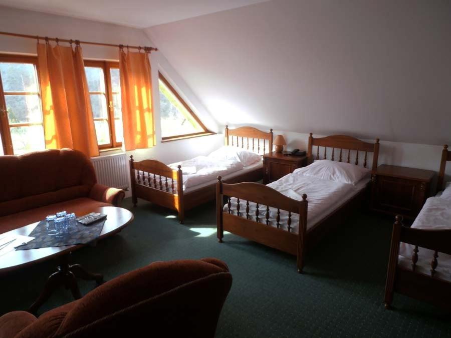 Hotel Klor Doudleby Oda fotoğraf