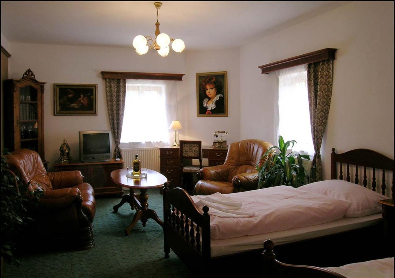 Hotel Klor Doudleby Dış mekan fotoğraf